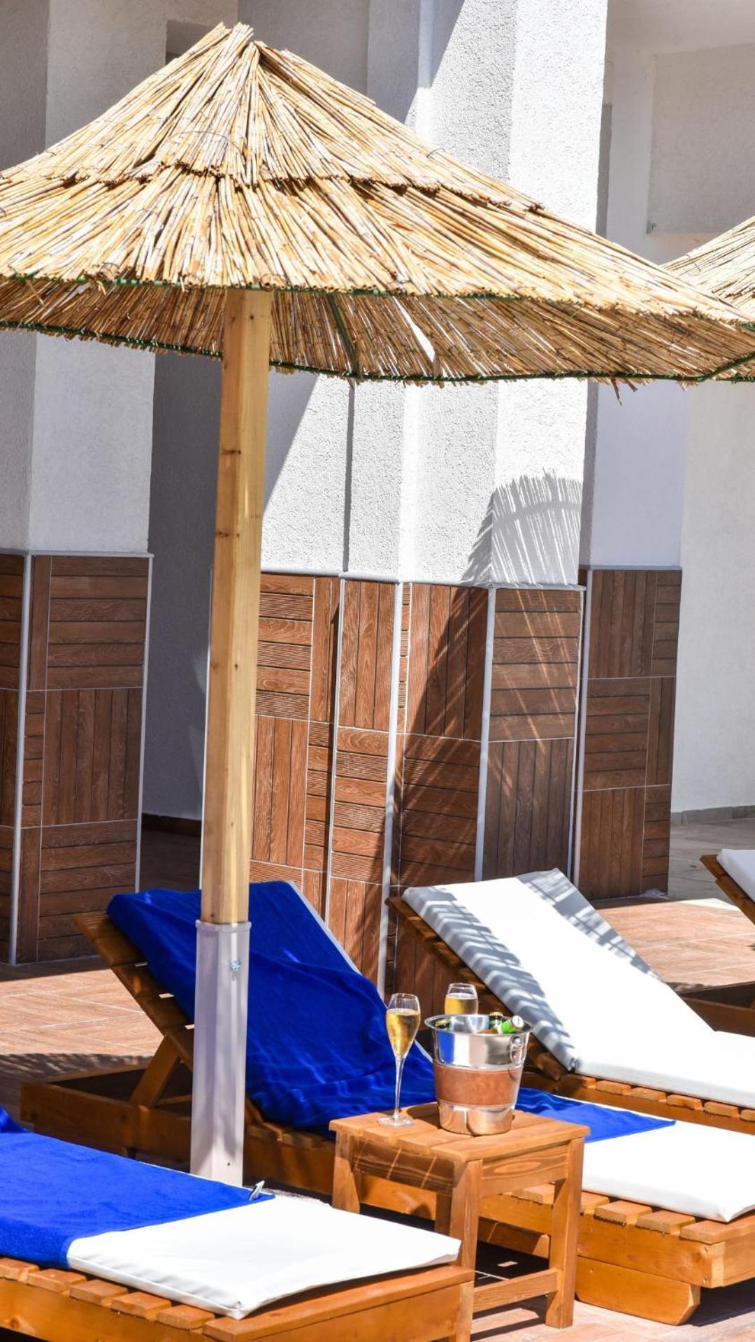 Apartments Montenegro Hills 乌尔齐尼 外观 照片